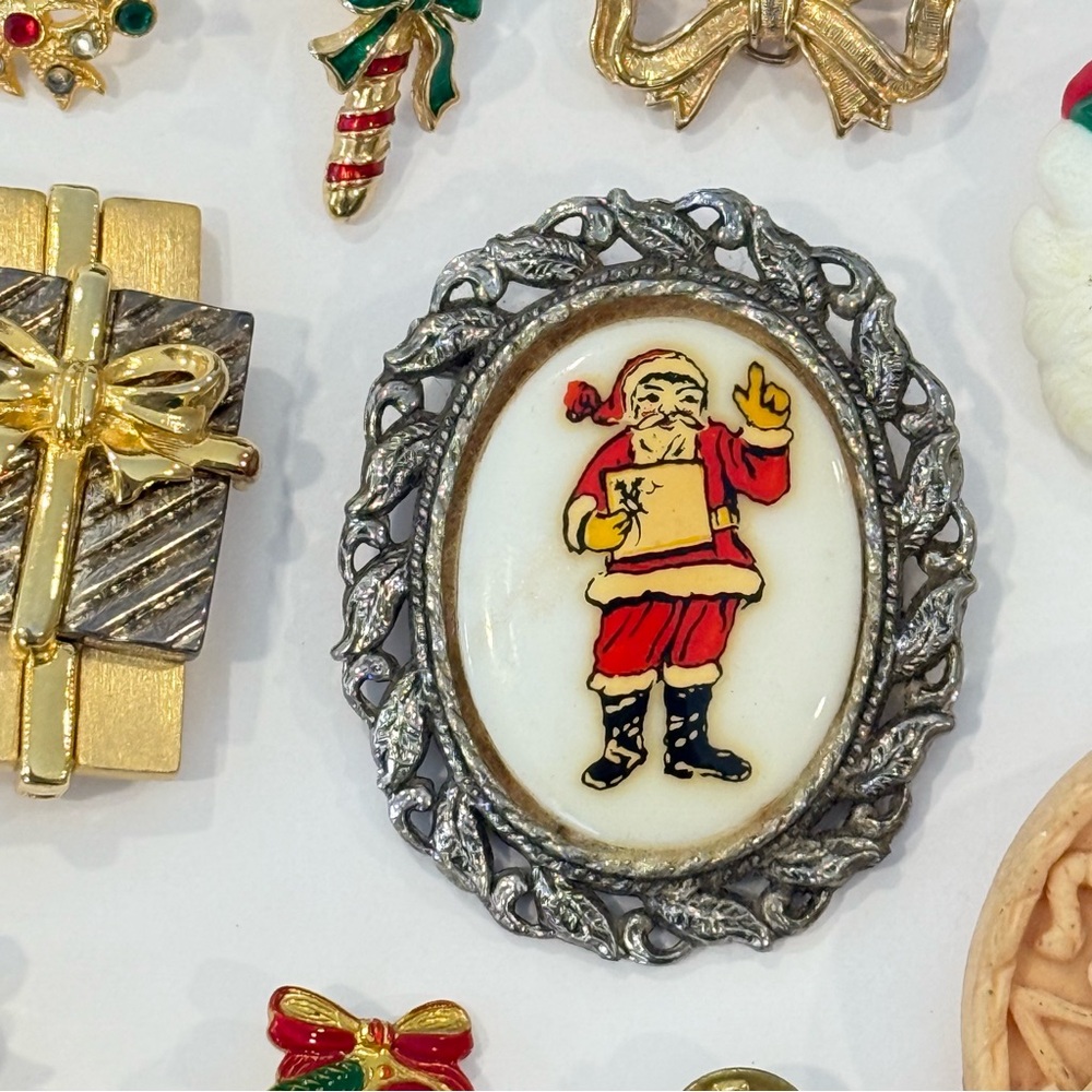 Vintage Christmas Jewelry Lot Avon Eisenburg Ice Candy Cane Brooch Rhinestone - Picture 10 of 16